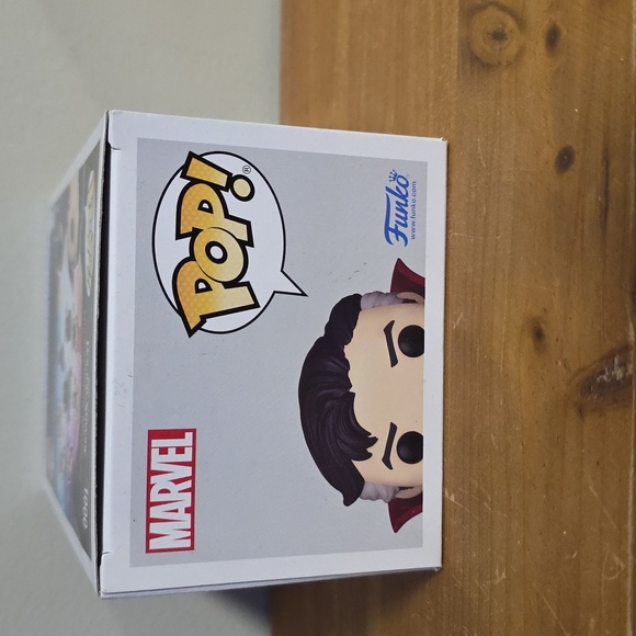Funko Pop Doctor Strange Multiverse Figure - Red and Blue - Picture 5 of 6